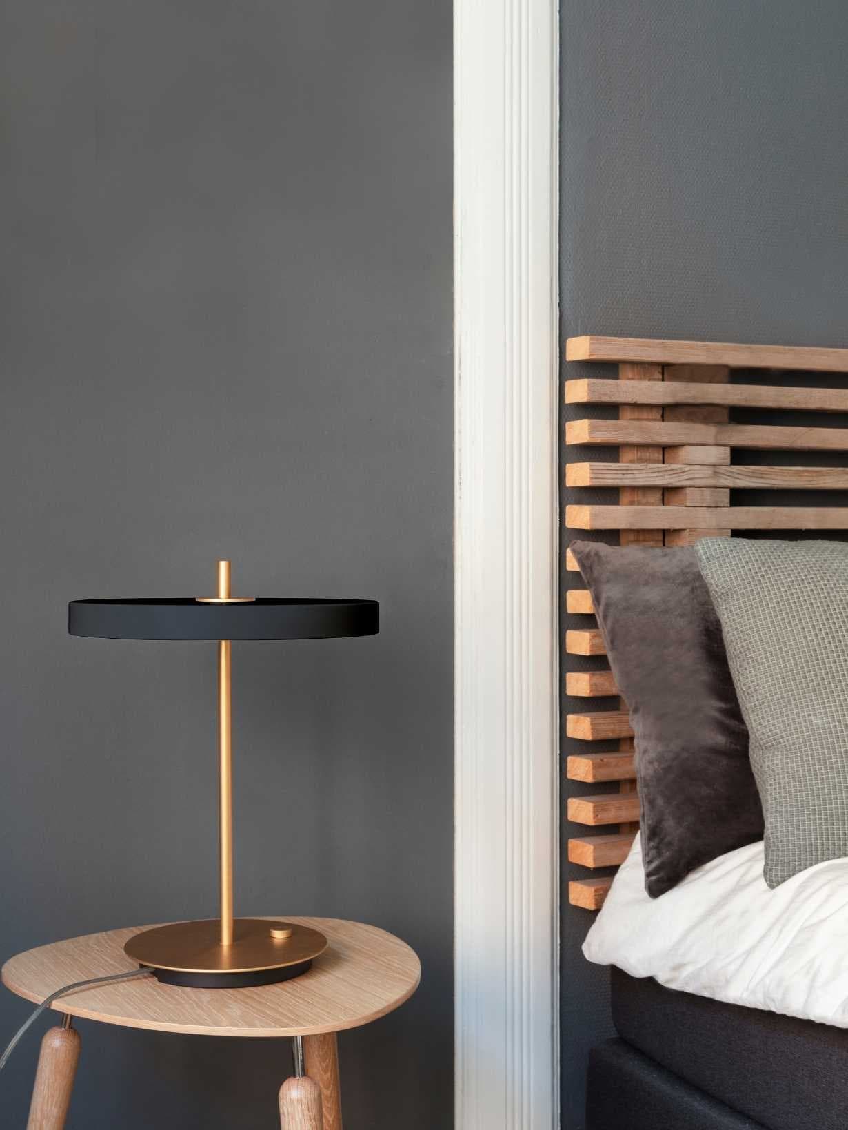 Lampe de table en laiton, Asteria Noir - Umage