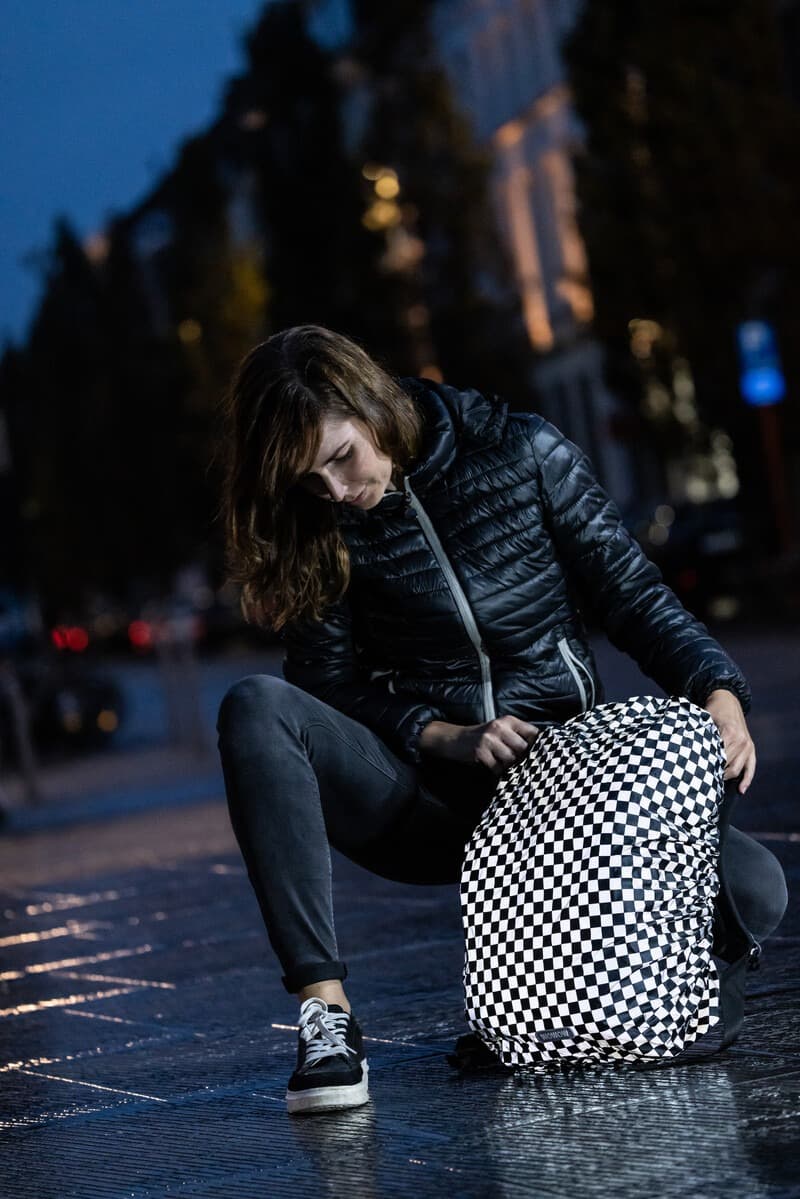 Bag Cover réfléchissant damier 20-25L