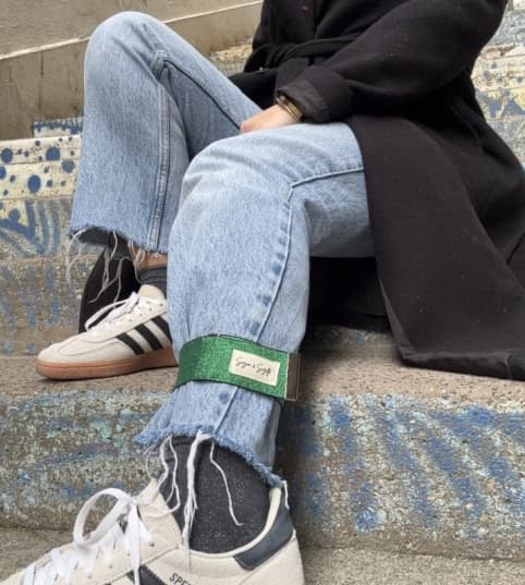 Serre pantalon cheville à paillettes