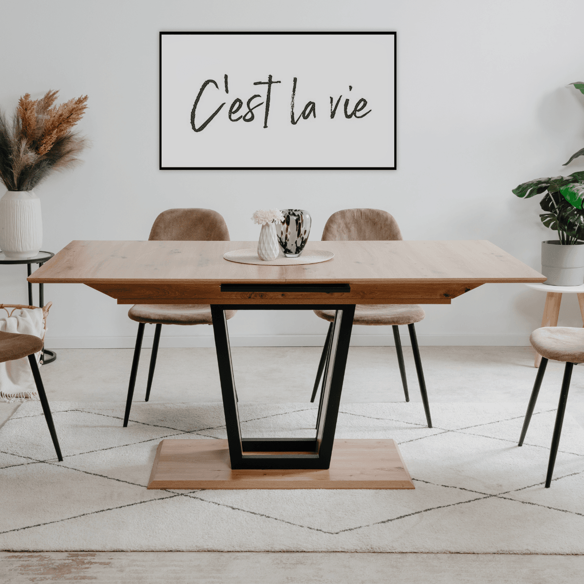 Table Ă manger extensible de 160 Ă 200 cm dĂ©cor chĂȘne artisan et noir - SORIA - Calicosy