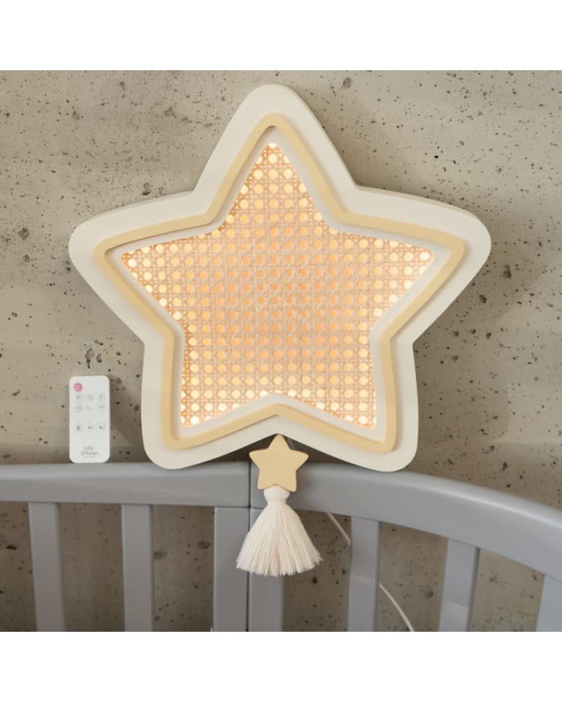 Lampe veilleuse en bois et rotin - étoile