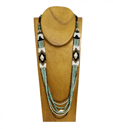 COLLIER TISSE PIERRES ET ARGENT -TROIS ANCIENNES PERLES BALINAISES EN ARGENT